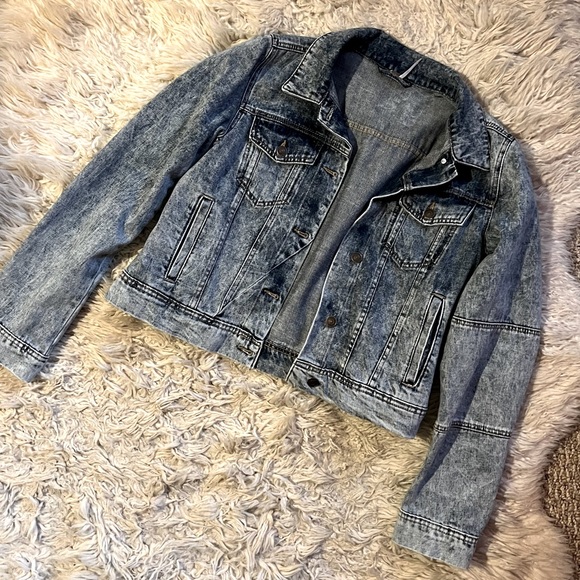 Free People Like New Denim Jacket - Picture 1 of 3
